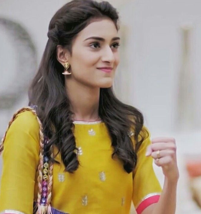 boat collar yellow kurti|Kuch Rang Pyar Ke Aise Bhi