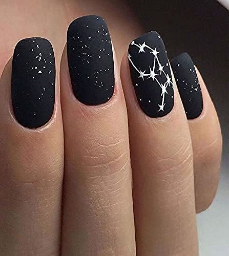 NAIL ART